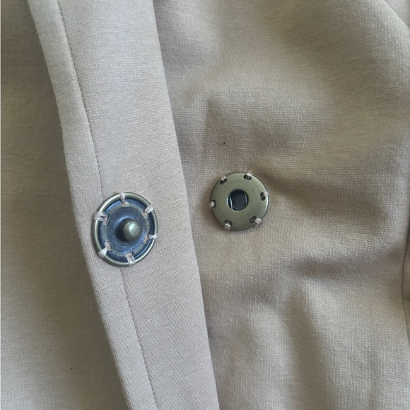 Classic Cabi camel jacket with leopard belt - Picture 4 of 5